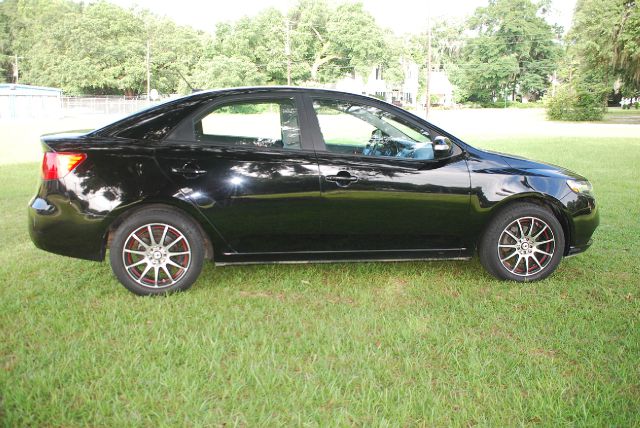 2010 Kia Forte Open-top