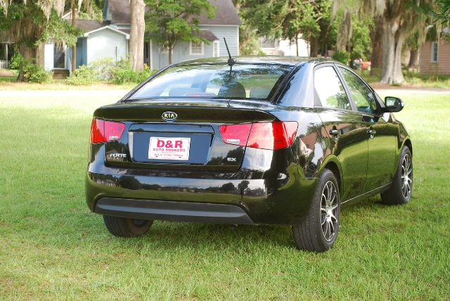 2010 Kia Forte Open-top