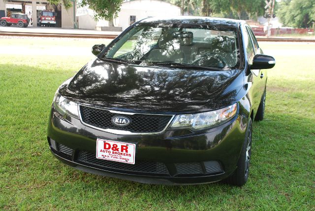 2010 Kia Forte Open-top