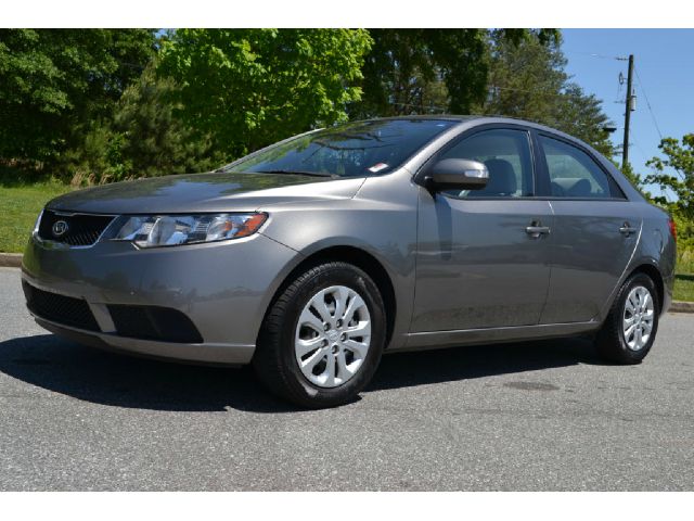 2010 Kia Forte Open-top