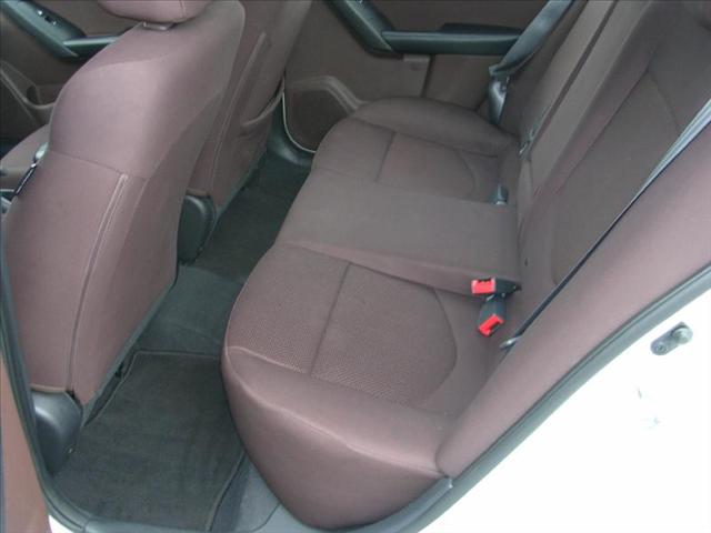 2010 Kia Forte Open-top