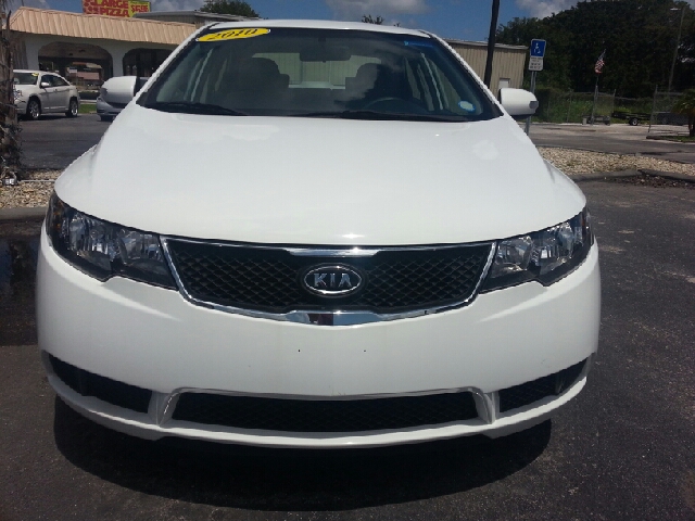 2010 Kia Forte Open-top