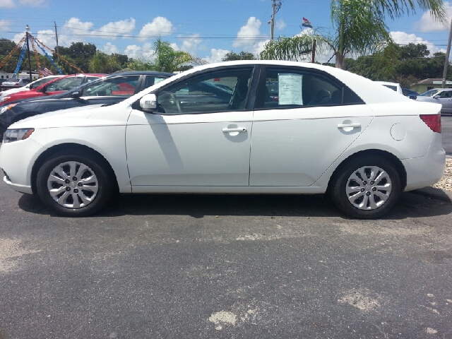 2010 Kia Forte Open-top