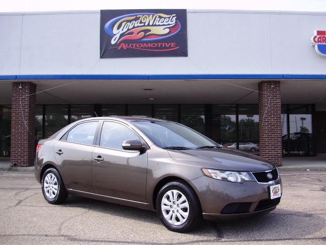 2010 Kia Forte Open-top