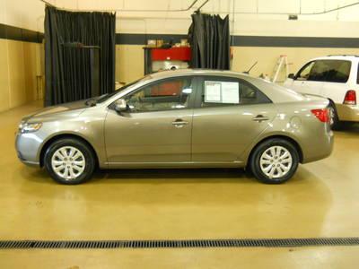 2010 Kia Forte Open-top