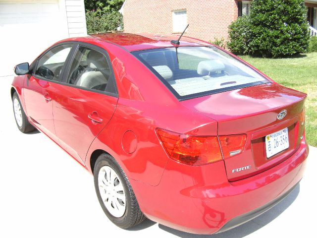 2010 Kia Forte Open-top