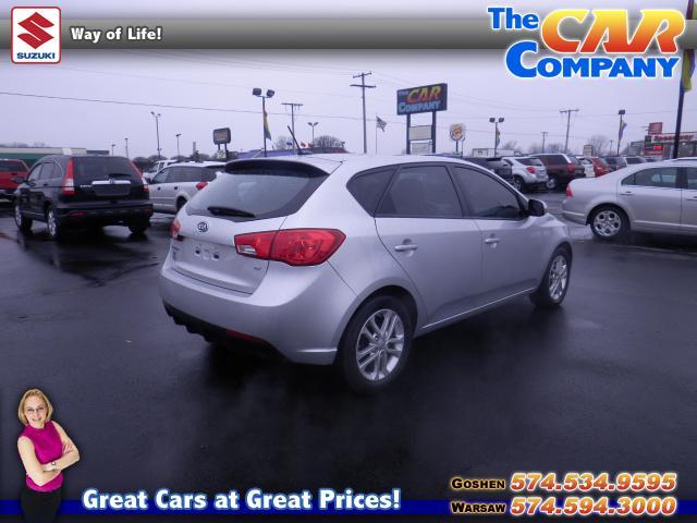 2011 Kia Forte Open-top