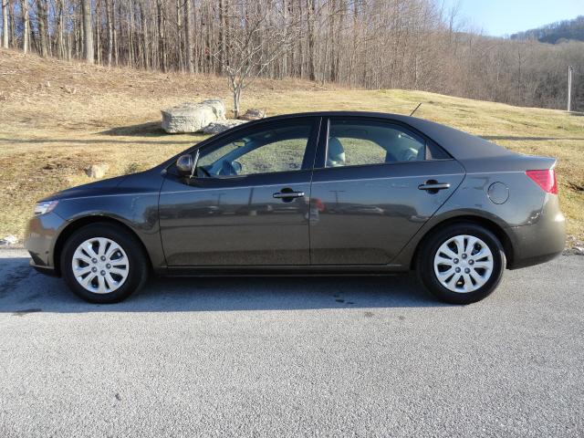 2011 Kia Forte Open-top