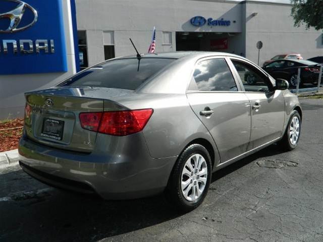 2012 Kia Forte Open-top