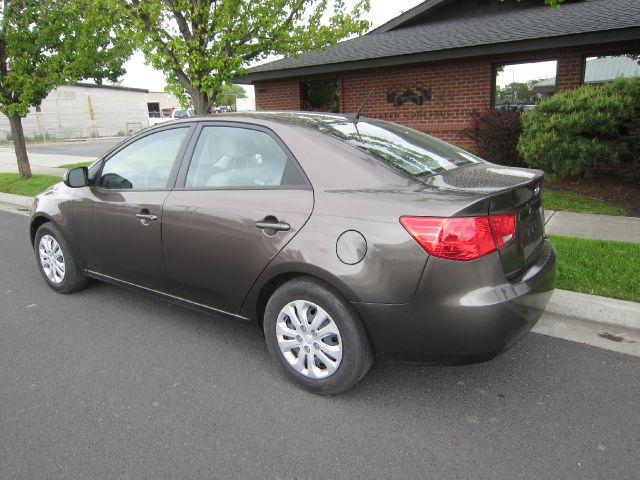 2013 Kia Forte Open-top