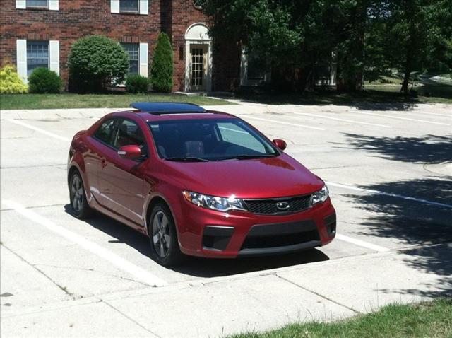 2010 Kia Forte Koup Unknown