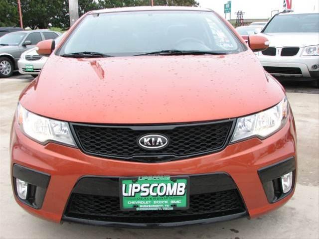 2010 Kia Forte Koup AWD, REAR DVD, Navigation, 3RD ROW, Mem/heat Seats