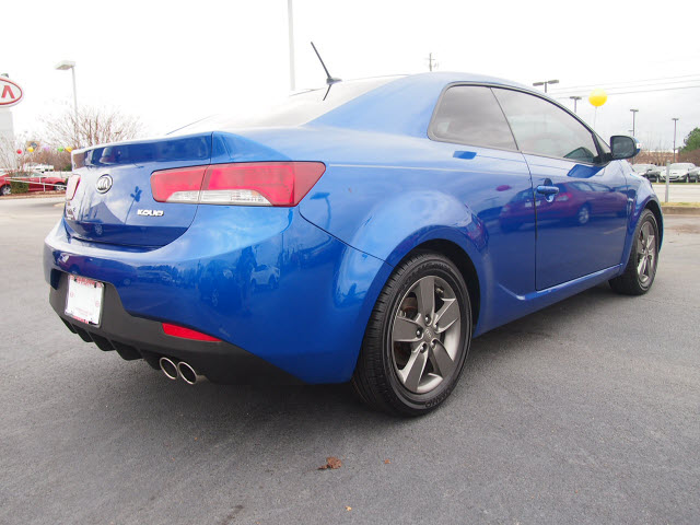 2010 Kia Forte Koup Open-top