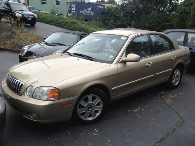 2003 Kia Optima 5dr HB