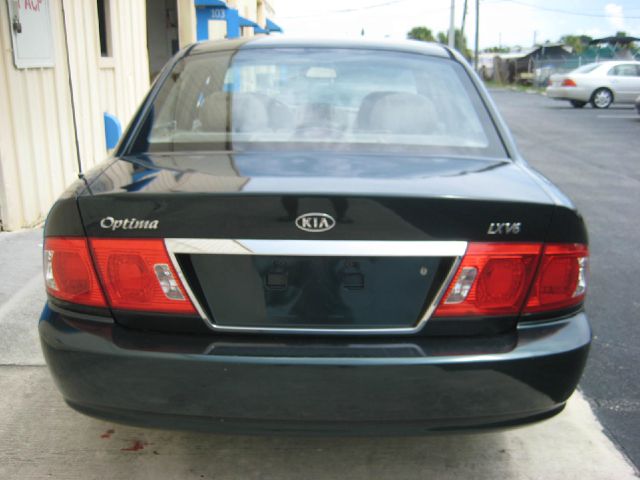 2003 Kia Optima 5dr HB