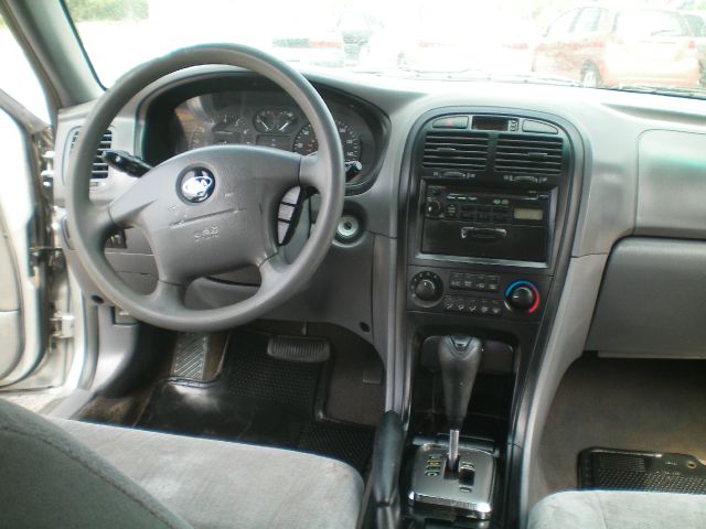 2004 Kia Optima Open-top