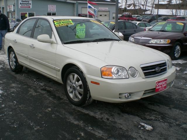 2004 Kia Optima Open-top