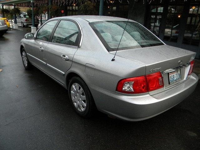 2004 Kia Optima Open-top