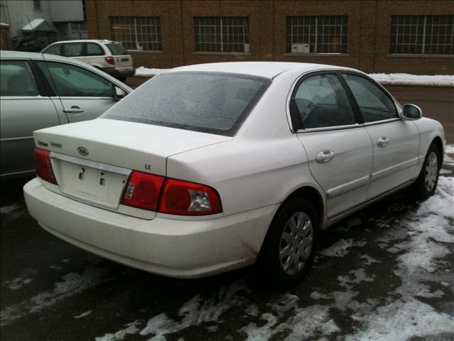 2004 Kia Optima Open-top