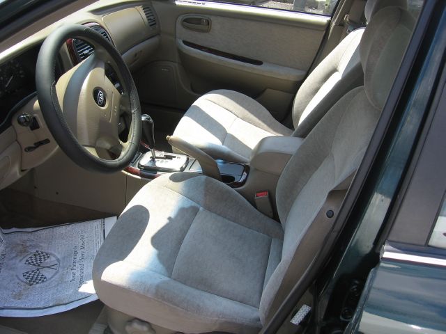 2004 Kia Optima 5dr HB Auto