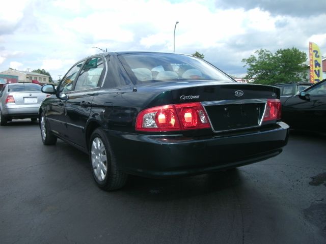 2004 Kia Optima Elk Conversion Van