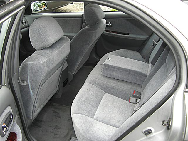 2004 Kia Optima Open-top