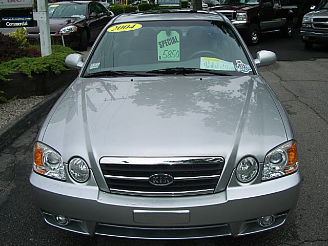 2004 Kia Optima Open-top