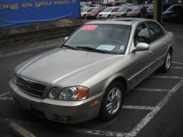 2004 Kia Optima Open-top