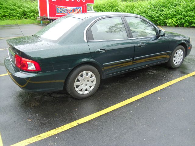 2004 Kia Optima Elk Conversion Van