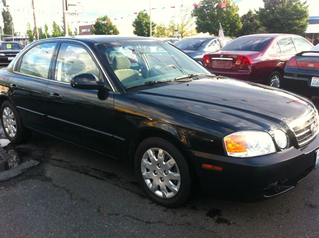 2004 Kia Optima 5dr HB