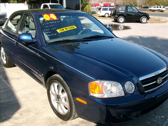 2004 Kia Optima Elk Conversion Van