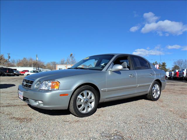 2004 Kia Optima Open-top