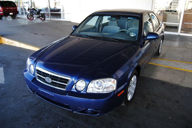 2005 Kia Optima Elk Conversion Van