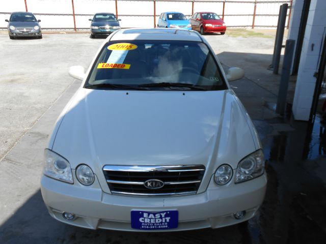 2005 Kia Optima 5dr HB Auto