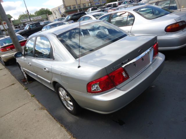 2005 Kia Optima 5dr HB