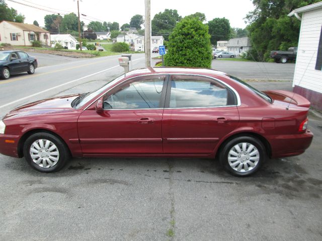 2005 Kia Optima 4DR SE (roof)