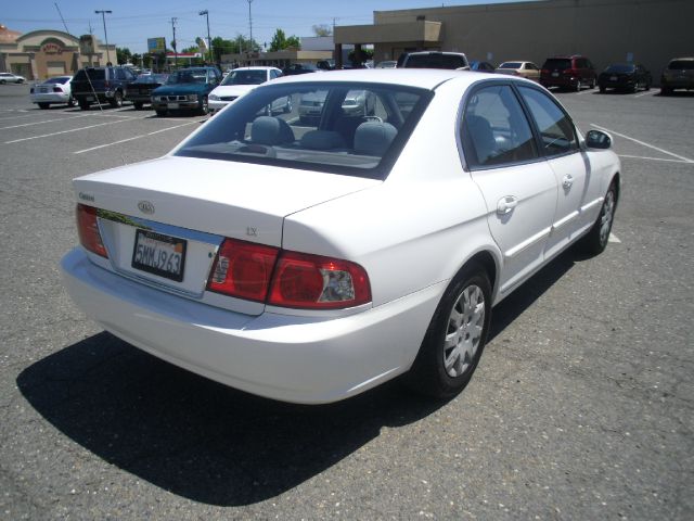 2005 Kia Optima Elk Conversion Van