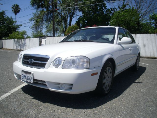 2005 Kia Optima Elk Conversion Van