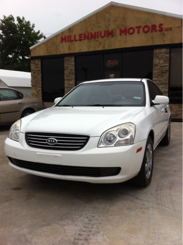 2006 Kia Optima Elk Conversion Van