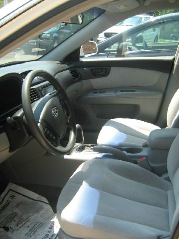 2006 Kia Optima Elk Conversion Van