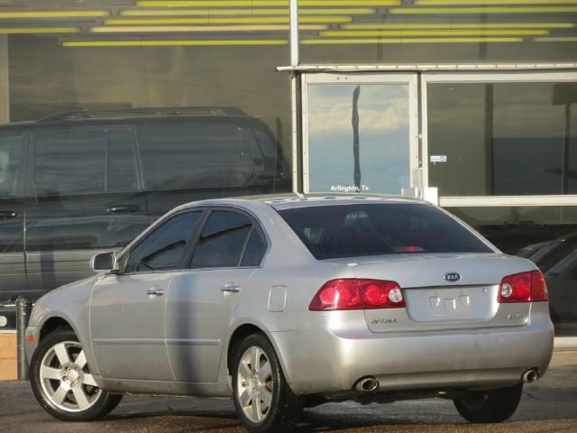 2007 Kia Optima Open-top