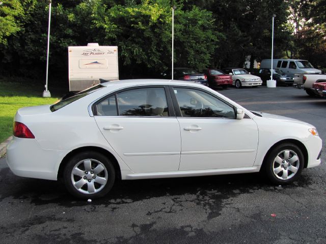 2009 Kia Optima Elk Conversion Van