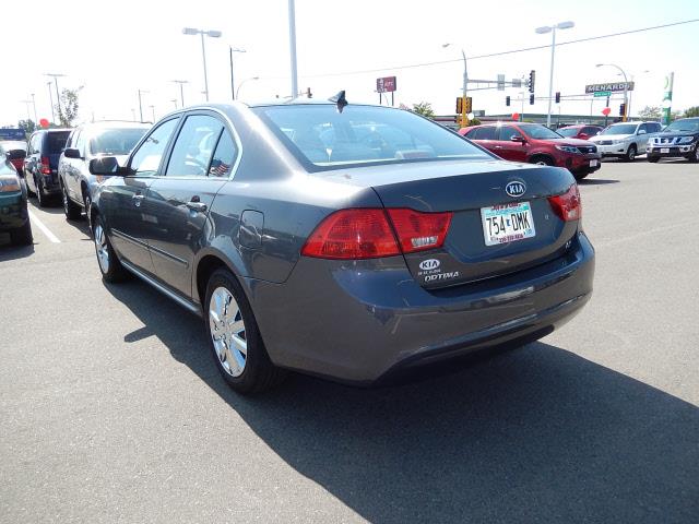 2009 Kia Optima Elk Conversion Van