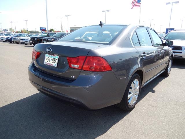 2009 Kia Optima Elk Conversion Van