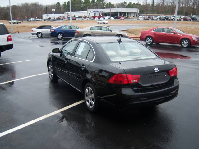 2010 Kia Optima Elk Conversion Van