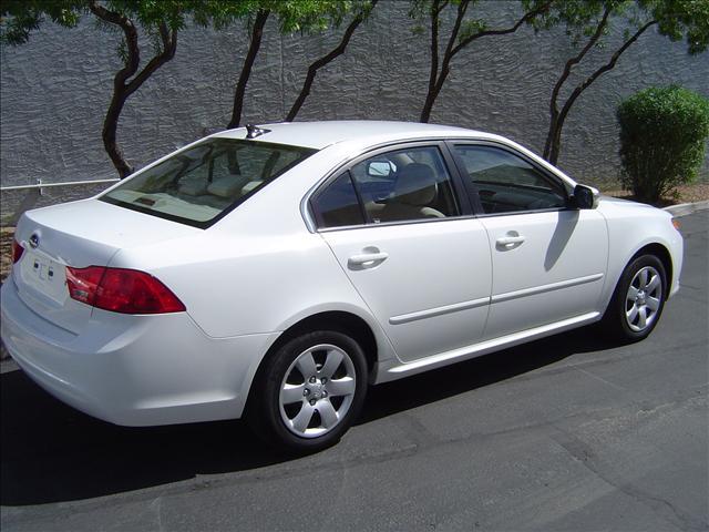 2010 Kia Optima GTC