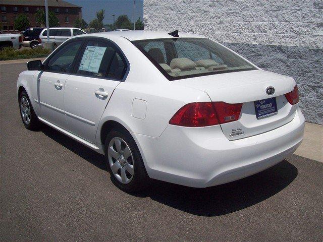 2010 Kia Optima Unknown