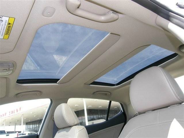 2011 Kia Optima Open-top