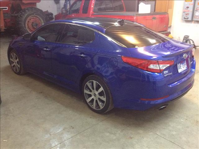 2011 Kia Optima AUTO RWD