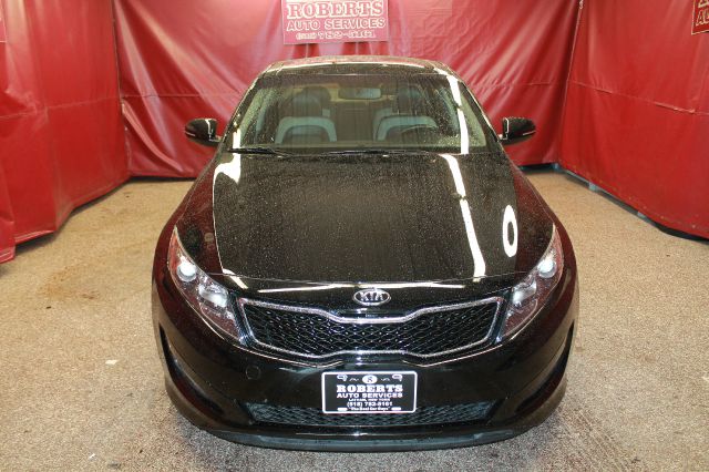 2011 Kia Optima AWD, REAR DVD, Navigation, 3RD ROW, Mem/heat Seats